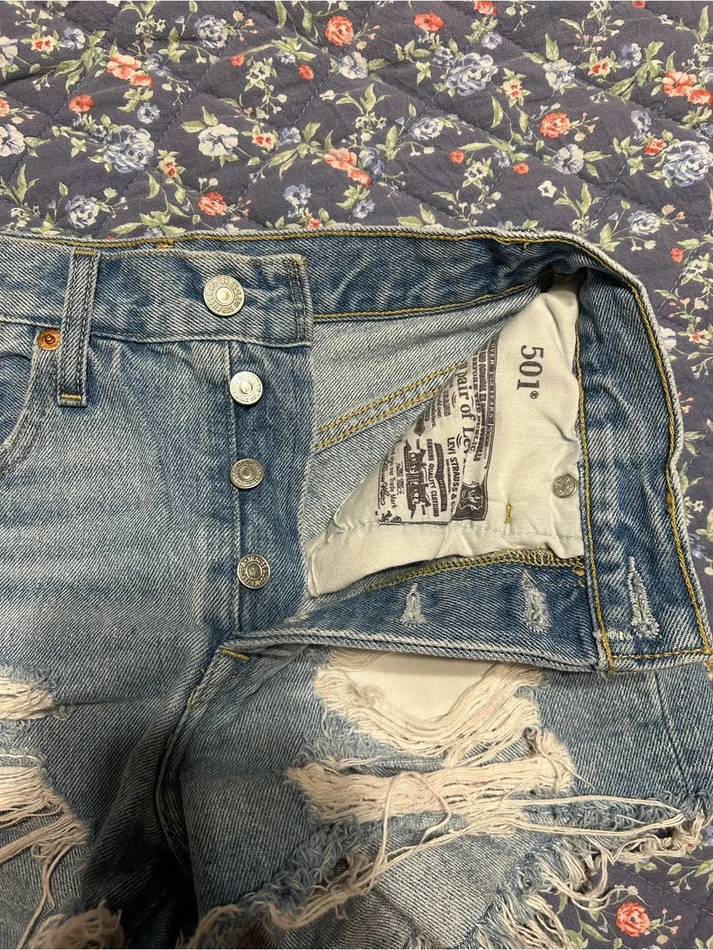 LEVI 501 Denim Shorts